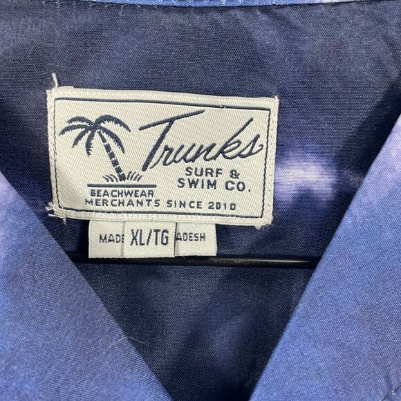 NWT Trunks Button Up Tie Dye Shirt Men's XL Blue/White Striped Casual Beachwear - Picture 6 of 11